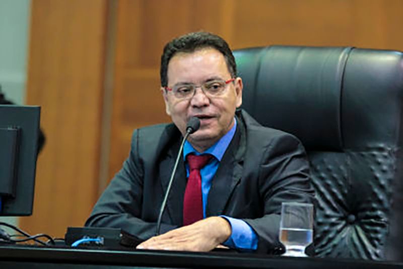 AL rejeita CPI e avalia criar comissão após denúncia de prefeito