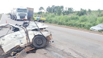 Colisão entre 4 veículos deixa um motorista morto e duas pessoas feridas na BR-364