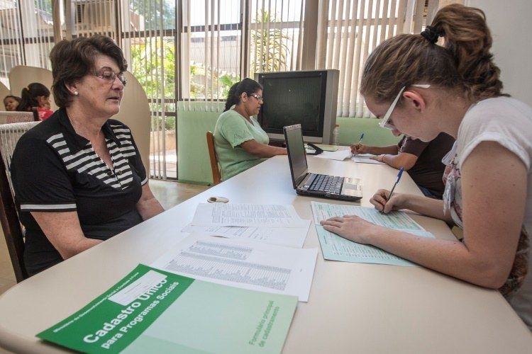 Idosos e PcDs devem atualizar dados do CadÚnico até dezembro