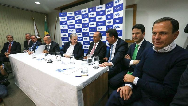 PSDB Nacional decide por permanência em base aliada de Temer após vitória no TSE