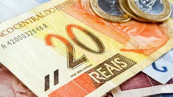 No melhor julho em 8 anos, arrecadação soma R$ 137 bi e tem alta real de 2,95%, diz Receita