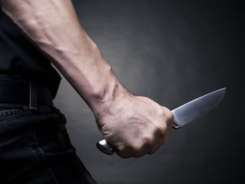 Mulher é esfaqueada na cabeça por marido no Jardim Assunção
