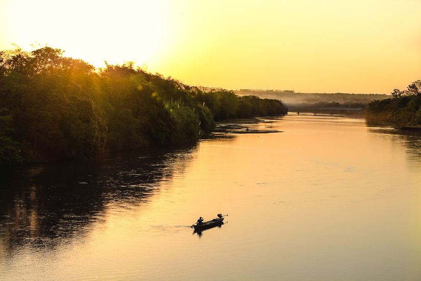 Jornal local noticia pesquisa sobre Rio Vermelho contaminado