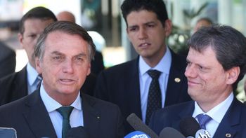 Bolsonaro diz que preço dos combustíveis está alto para o consumidor