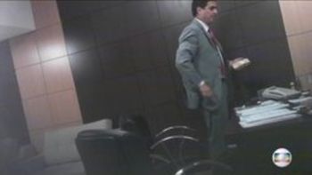 À PF, prefeito de Cuiabá revela que "caiu em armadilha" e sofre chantagem de ex-chefe de Silval