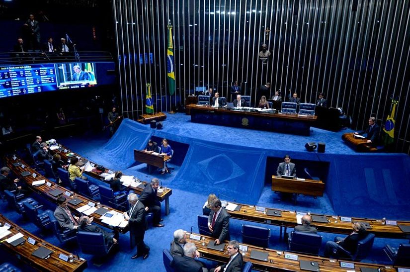 Plenário aprova em segundo turno fim do foro privilegiado