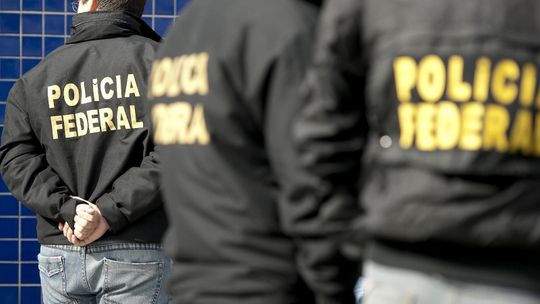 PF prende suspeito de ser um dos maiores contrabandistas de cigarro do país
