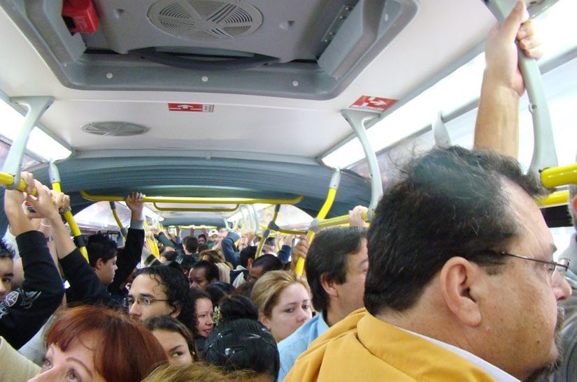 Redução e controle social de tarifas de transporte estão em pauta no Congresso