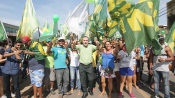 Otimista com 2º turno, Wellington percorre comunidade histórica de Cuiabá
