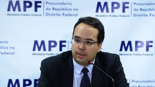 PGR confirma saída do coordenador do grupo de trabalho da operação Lava Jato