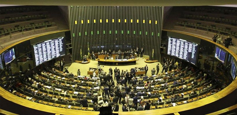 CCJ da Câmara aprova admissibilidade da PEC da Reforma Sindical