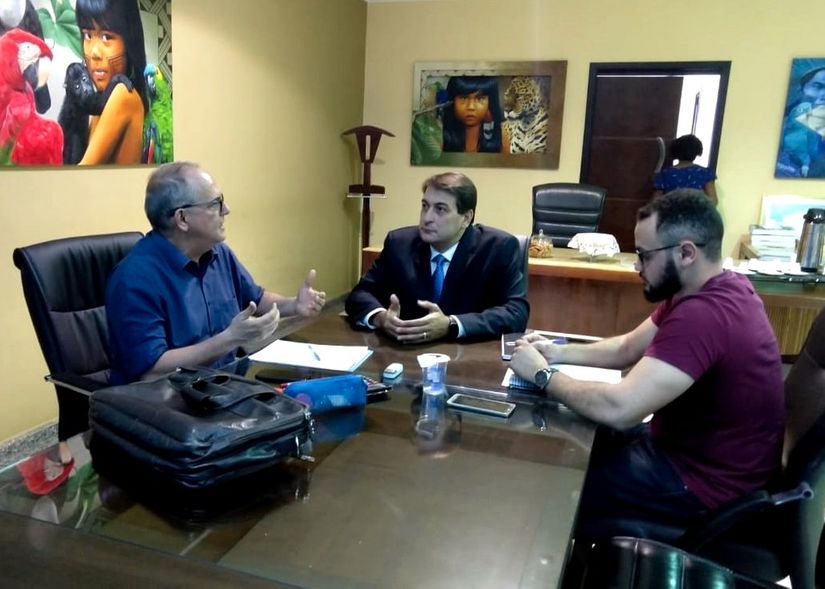 Prefeito anuncia licitação para execução de drenagem na Avenida W11