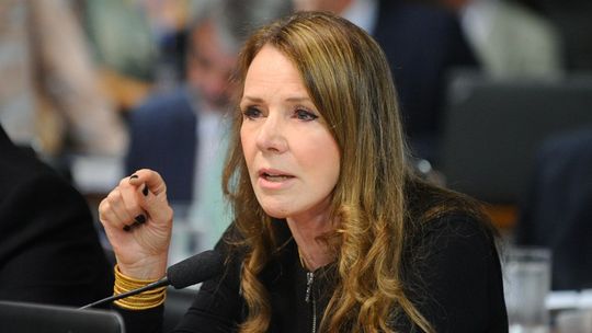 PEC garante presença feminina em listas de indicados para tribunais