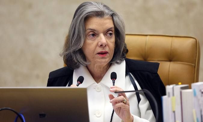 Cármen Lúcia diz que habeas corpus de Lula não depende da pauta do STF