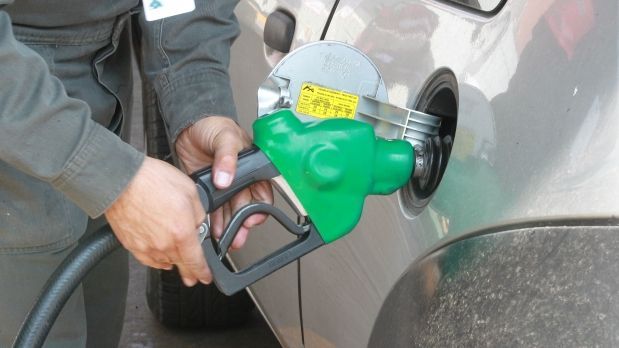 Petrobras aumenta preço da gasolina em 0,74% nas refinarias