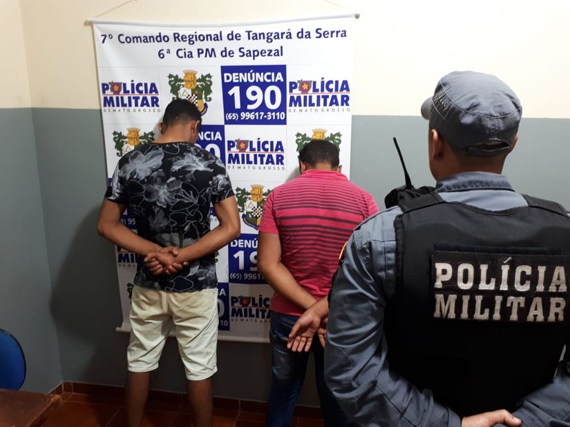 Pais são presos após abandonarem crianças dentro de carro para ir a boate em MT