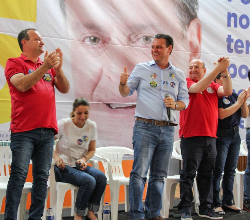 TRE defere candidatura de Fávaro ao Senado