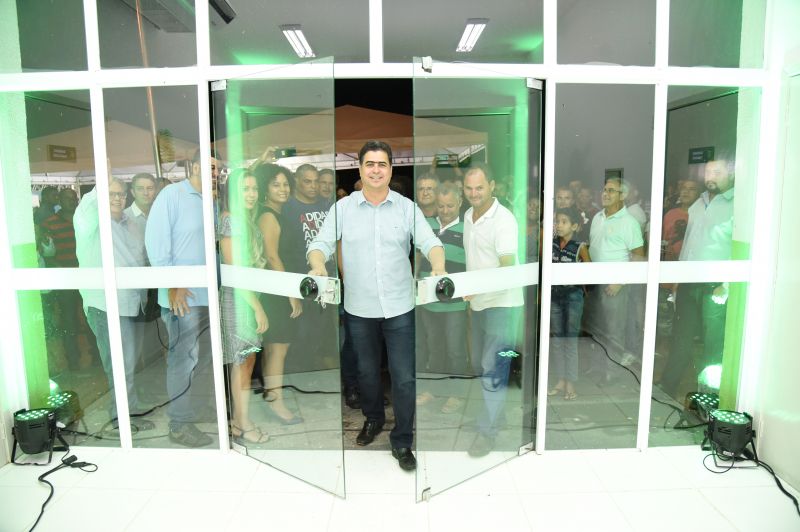 Com investimentos de quase R$ 800 mil, Pinheiro entrega nova unidade de Saúde
