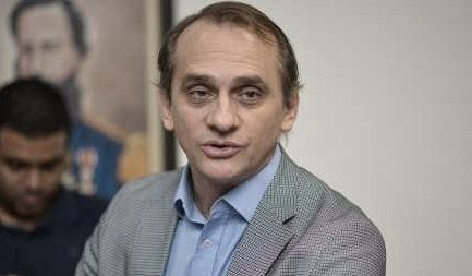 Na capital, Wilson cola adversário em Silval e corruptos do PMDB