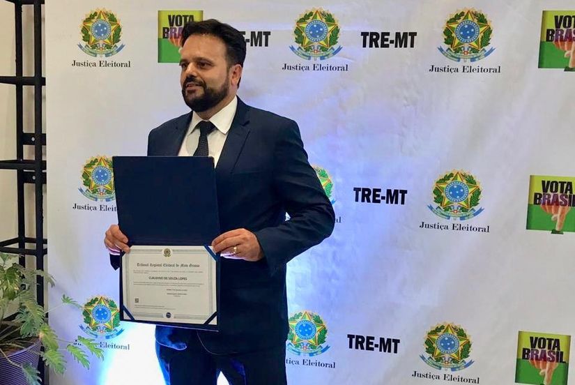 Eleito deputado, delegado defende corte de gastos e defende servidores públicos