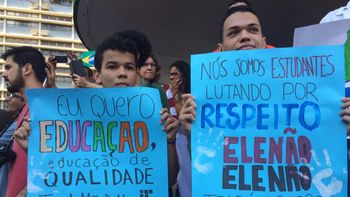 Mobilização contra cortes na Educação reuniu pelo menos 7 mil em Cuiabá