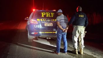 Motorista de carreta é preso pela PRF em Nobres com arma e drogas