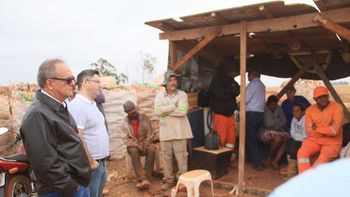 Pátio se encontra com catadores e promete cooperativa