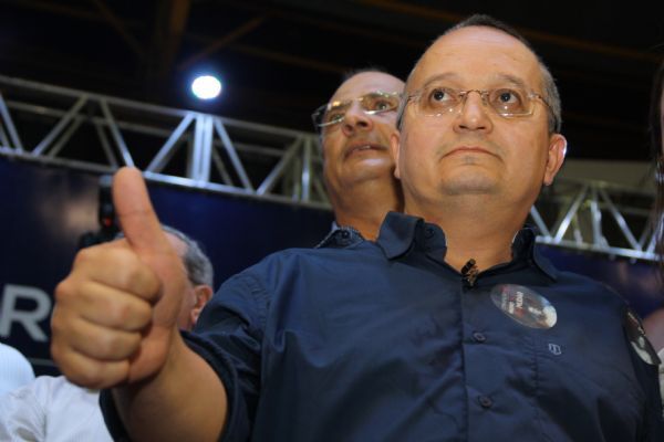 Taques faz campanha em 13 municípios