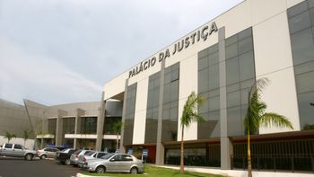 Lei de municipal que proibia distribuição de material didático sobre diversidade sexual é suspensa p