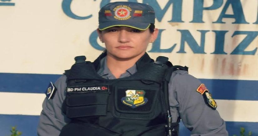Soldado que salvou homem de tentativa de homicídio é homenageada