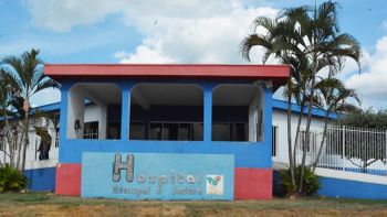 Mãe é presa após bebê de 2 meses dar entrada em hospital com fratura no fêmur
