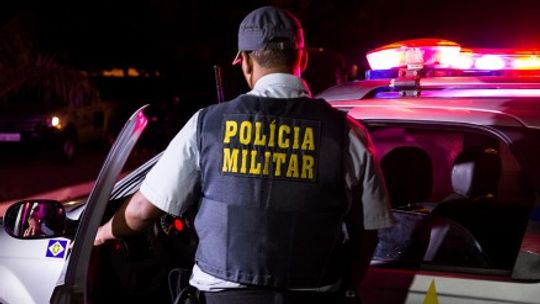 Homem é baleado por desafeto no meio da rua em Cuiabá 