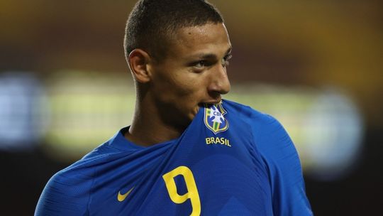 Brasil e Bolívia abrem hoje a Copa América