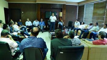 Prefeito de Rondonópolis recebe vereadores para discutir taxa do lixo