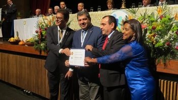 Deputado Maluf recebe homenagem do Rotary Club na capital