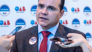 Deputados querem ouvir presidente da OAB no caso de grampos ilegais