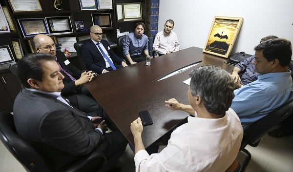 Rezende discute a instalação de preposto da Junta Comercial em Rondonópolis