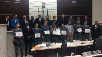 Equipe do Poerd recebe homenagem na Câmara Municipal  