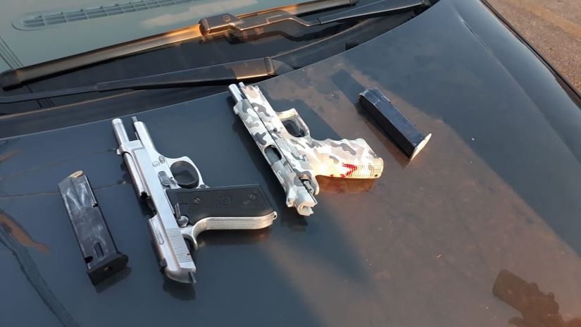 Jovens são presos pela Derf com armas, munições e veículo em Rondonópolis