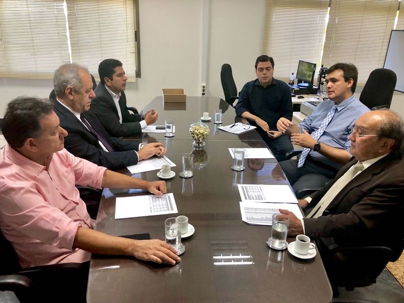 Nilson Leitão se reúne com corregedor eleitoral de Mato Grosso