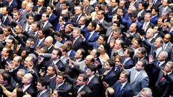 Mais de 90% dos deputados tentarão a reeleição em outubro