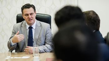 Fávaro repudia atentados contra carro do Ibama
