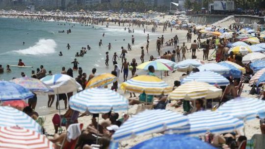 Preços de produtos e serviços consumidos no verão caem 1,35%