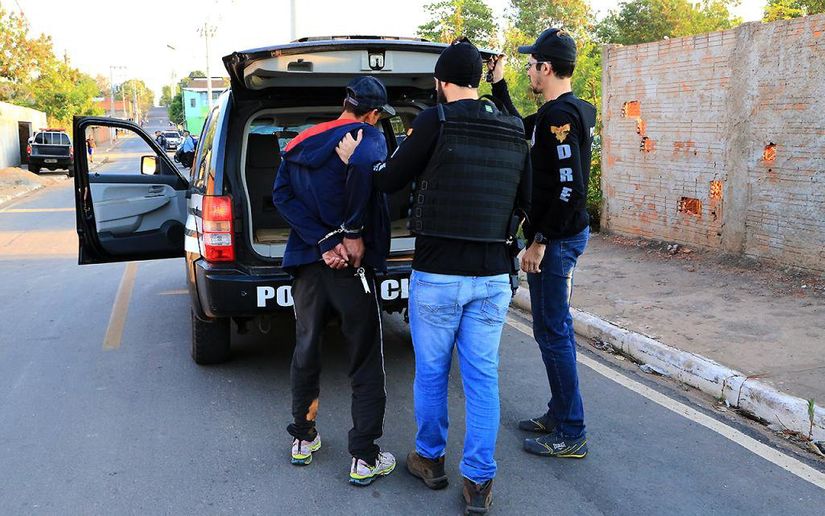 Jovem que tentou matar vítima a machadadas é preso pela Polícia Civil