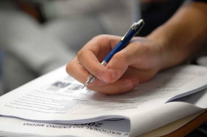 Candidatos se preparam para segundo dia de prova do Enem