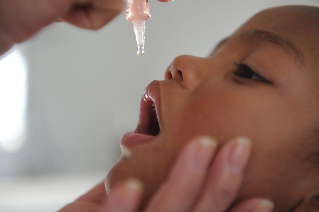 Campanha de vacinação contra a pólio e sarampo começa no dia 6