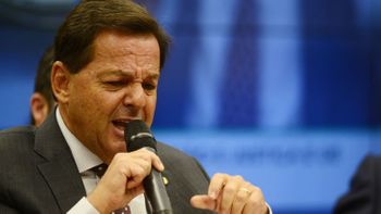 Relator do processo contra Temer na CCJ deixa PMDB e vai para Podemos