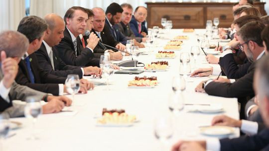 Bolsonaro e líderes debatem eventuais mudanças na reforma