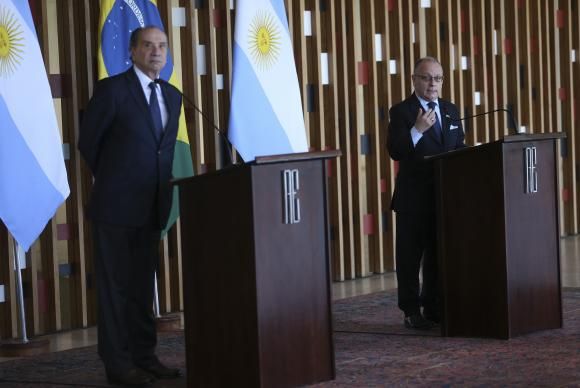 Argentina e Brasil vão atualizar acordo para evitar bitributação e evasão fiscal