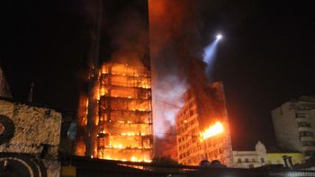 Bombeiros atualizam para 34 número de desaparecidos em incêndio